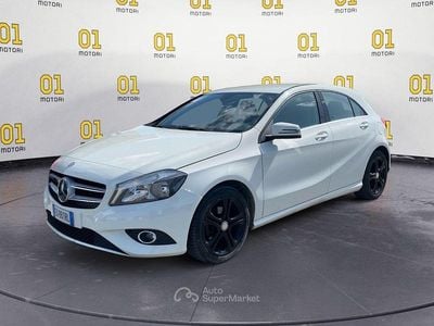 Usata Mercedes A180 109 CV (80 kW) 2014 Bianco Berlina