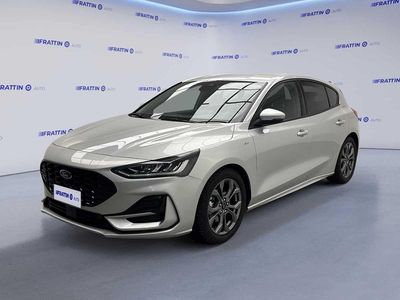 Begagnad Ford Focus ST-Line 125 HK (91 kW) 2025 Silver Halvkombi