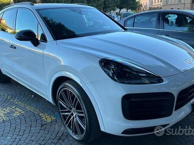 Usata Porsche Cayenne Turbo 441 CV (324 kW) 2022 Bianco SUV