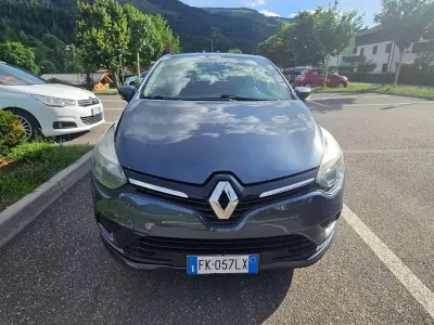 Usata Renault Clio IV Zen 73 CV (53 kW) 2017 Grigio Berlina