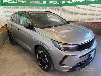 Usata Opel Grandland X 130 CV (95 kW) 2023 Grigio SUV