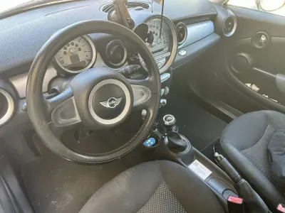 Usata Mini Cooper 75 CV (55 kW) 2009 Utilitaria