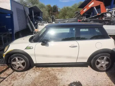 Usata Mini One D 109 CV (80 kW) 2008 Bianco Utilitaria