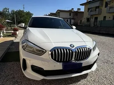 Usata BMW 118 150 CV (110 kW) 2020 Bianco Berlina