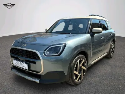 Usata Mini Countryman Favoured 170 CV (125 kW) 2025 Verde SUV