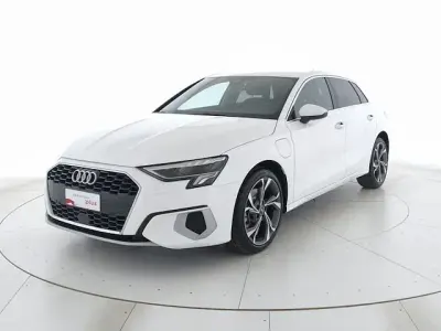 Usata Audi A3 Advanced Plus 204 CV (150 kW) 2023 Bianco ibis Berlina
