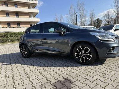 Usata Renault Clio IV Intens 90 CV (66 kW) 2018 Grigio Berlina