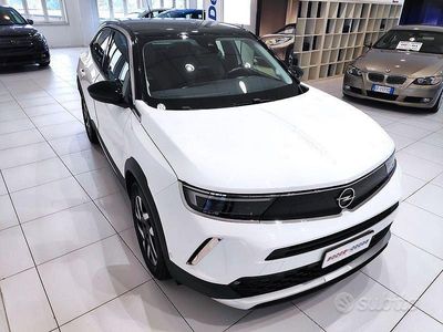 Usata Opel Mokka Elegance 110 CV (80 kW) 2022 Bianco SUV