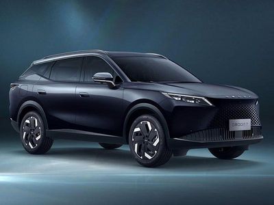 Nuova Omoda 7 279 CV (205 kW) 2026 Carbon black SUV