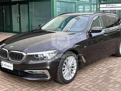Usata BMW 520 Luxury Line 190 CV (139 kW) 2018 Nero Station wagon