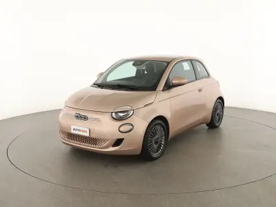 Usata Fiat 500e 86 kW (118 CV) 2022 Oro Utilitaria