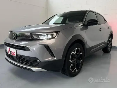 Usata Opel Mokka Ultimate 131 CV (96 kW) 2022 Grigio himalaya SUV