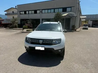 Usata Dacia Duster Ambiance 109 CV (80 kW) 2016 Bianco SUV