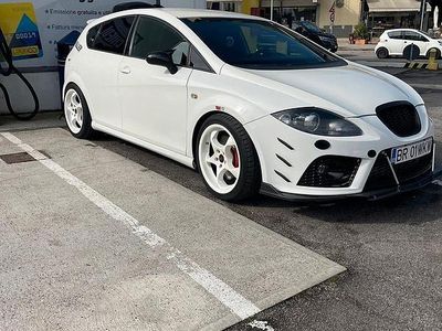 Usado Seat Leon CUPRA 382 CV (280 kW) 2007 Blanco Utilitario