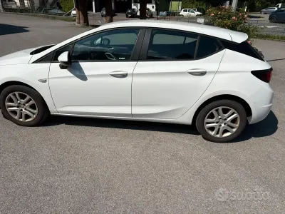 Käytetty Opel Astra