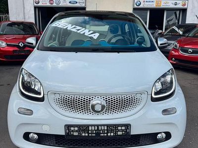 Bianco Usata 2015 Smart ForFour Proxy Utilitaria | 8799 € (Buon prezzo)
