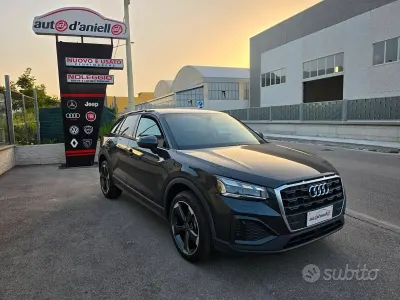 Usata Audi Q2 Business 116 CV (85 kW) 2022 Grigio SUV