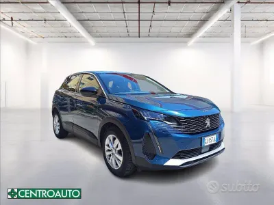 Usata Peugeot 3008 Active 131 CV (96 kW) 2022 Blu metallizzato SUV