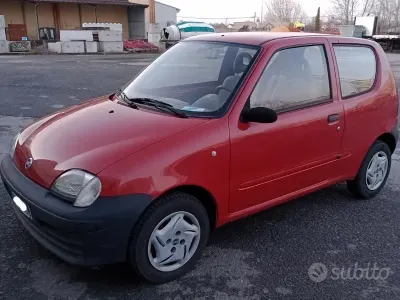 Usata Fiat Seicento 54 CV (39 kW) 2005 Rosso Utilitaria
