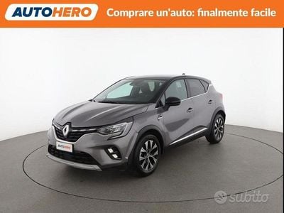 Usata Renault Captur Techno 91 CV (66 kW) 2022 Grigio SUV