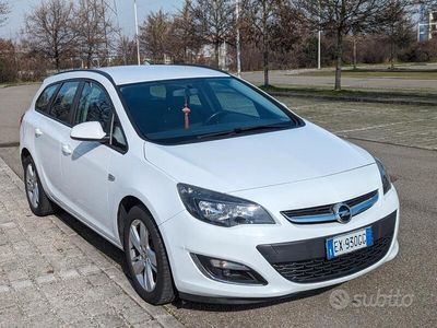 usata Opel Astra 4ª serie - 2013