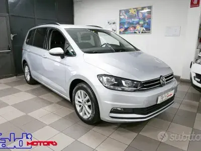 Usata VW Touran Business 116 CV (85 kW) 2018 Grigio Monovolume