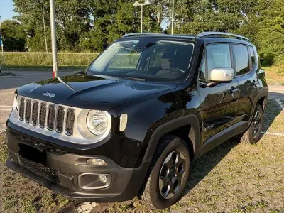 Usata Jeep Renegade Limited 140 CV (102 kW) 2015 Nero SUV