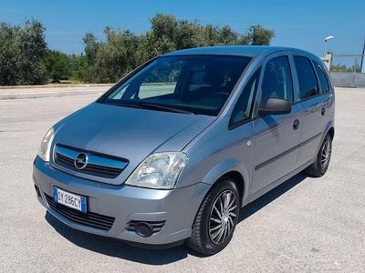Usata Opel Meriva Enjoy 90 CV (66 kW) 2009 Grigio Monovolume