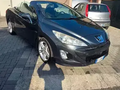 Usata Peugeot 308 CC 109 CV (80 kW) 2010 Grigio Cabrio