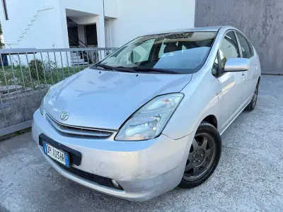 Usata Toyota Prius 77 CV (56 kW) 2008 Grigio Utilitaria