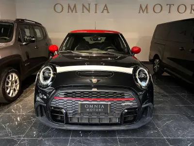 Usata Mini John Cooper Works 231 CV (169 kW) 2022 Midnight black metallic Utilitaria