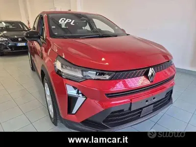 Usata Renault Captur Evolution 101 CV (74 kW) 2025 Bordeaux SUV