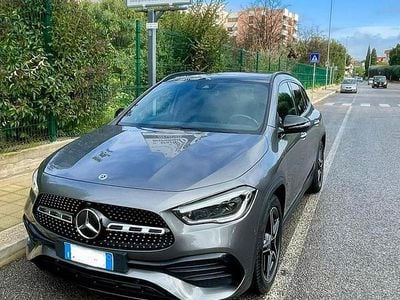 Usata Mercedes GLA220 AMG line 190 CV (139 kW) 2021 Grigio SUV