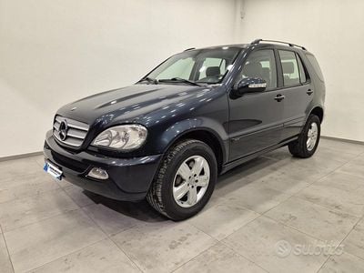 Usata Mercedes ML270 Edition 163 CV (119 kW) 2005 Blu SUV