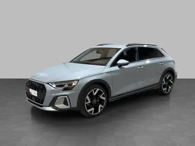 Usata Audi A3 Ambiente 204 CV (150 kW) 2025 Grigio freccia perla Berlina