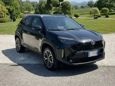 Usata Toyota Yaris Cross Trend 92 CV (67 kW) 2022 Nero SUV