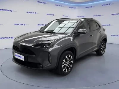 Usata Toyota Yaris Cross Trend 116 CV (85 kW) 2025 Gray SUV