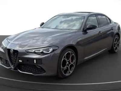 Usata Alfa Romeo Giulia Veloce 280 CV (205 kW) 2024 Grigio Berlina