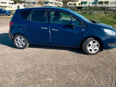 Usata Opel Meriva 101 CV (74 kW) 2017 Blu Monovolume