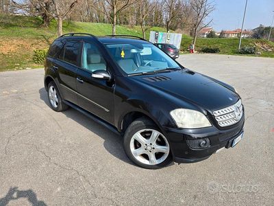 Usata Mercedes ML280 Premium 190 CV (139 kW) 2008 Nero SUV