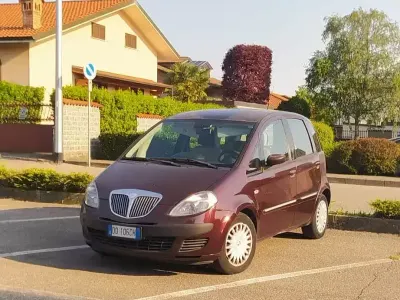 Usata Lancia Musa 69 CV (50 kW) 2006 Monovolume