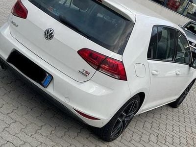 Usata VW Golf VII LOUNGE 150 CV (110 kW) 2015 Bianco Berlina