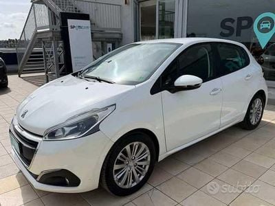 Usata Peugeot 208 Active 75 CV (55 kW) 2017 Bianco Utilitaria