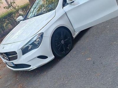 Mercedes CLA180