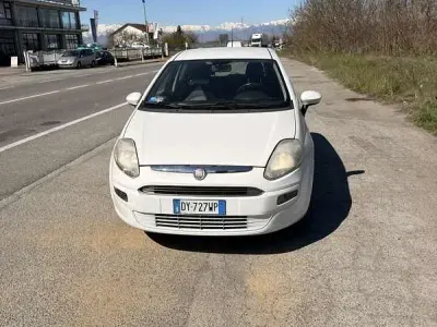 Usata Fiat Grande Punto 77 CV (56 kW) 2011 Utilitaria