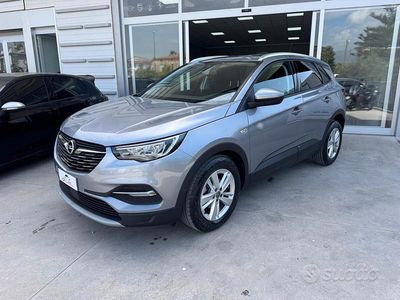 Usata Opel Grandland X Ultimate 131 CV (96 kW) 2022 Grigio SUV