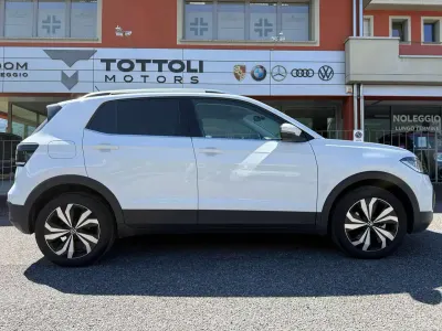 Usata VW T-Cross Advance 110 CV (80 kW) 2022 Bianco SUV