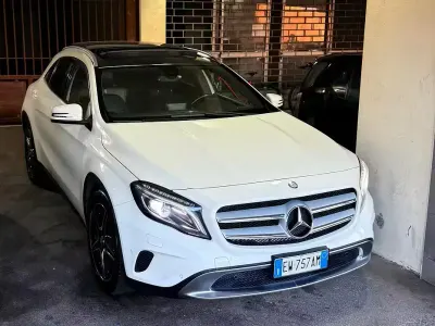 Usata Mercedes GLA220 Premium 170 CV (125 kW) 2015 SUV