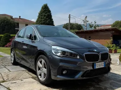 Usata BMW 216 Active Tourer Luxury Line 116 CV (85 kW) 2016 Grigio Monovolume