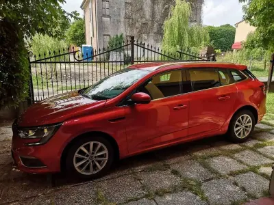 Usata Renault Mégane GrandTour Intens 110 CV (80 kW) 2017 Rosso Station wagon